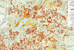 Screenshot of the mapping tool showing highly clustered logging sales in Oregon